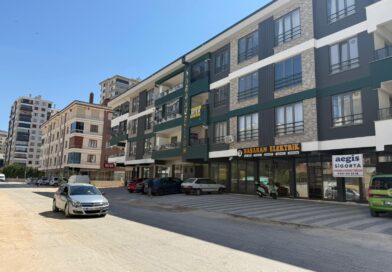 SARIOĞLU EMLAKTAN ŞEKER MAHALLESİNDE SATILIK 2+1 DAİRE