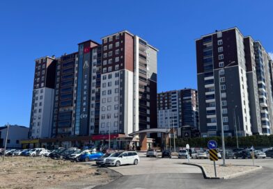 KARAMAN ATAYURT’DA 5 DAİRE GETİRİSİ OLAN YÜKSEK KATA İMARLI ARSA